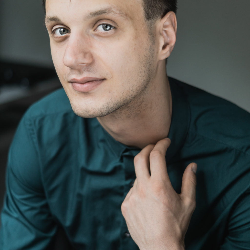 Szymon Majchrzak Aktor Elegancko